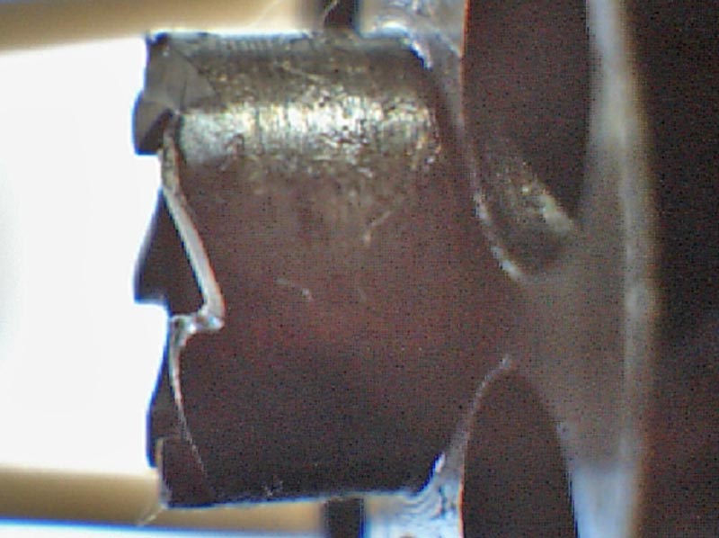 Remise en état d'un Colt Open Top Calibre 22 de 1875 LAsp0RIFAOp_Cran-du-barillet-le-plus-malade-1-800x600